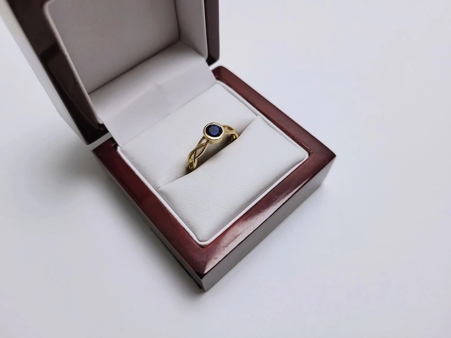 piekny-zloty-pierscionek-205g-pr585-r16-ean-gtin-5901050600804