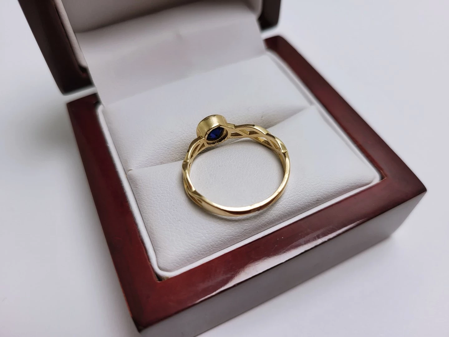 piekny-zloty-pierscionek-205g-pr585-r16-rozmiarsrednica-wew-mm-372-16