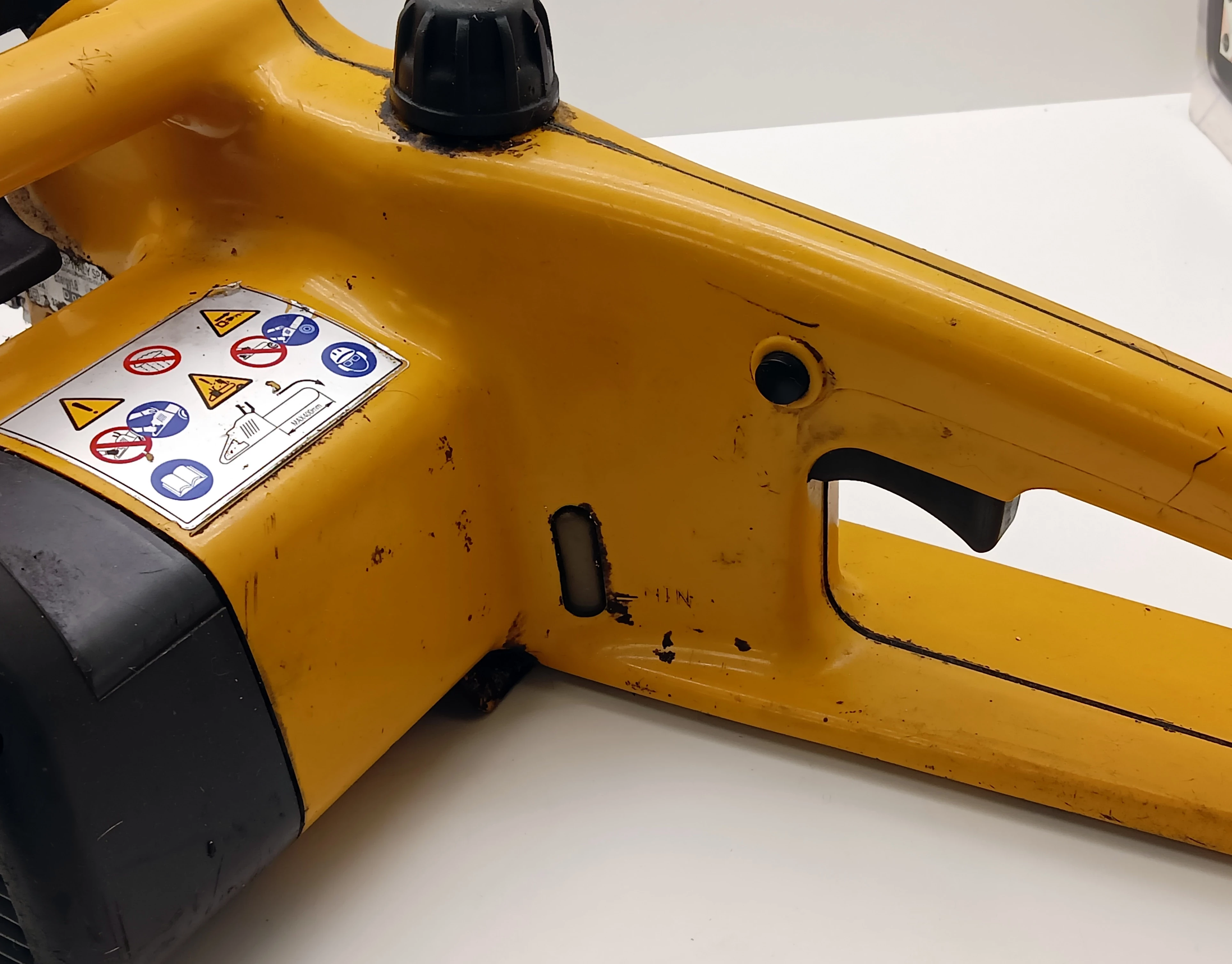 pilarka-elektryczna-alpina-e18-zolta-marka-alpina