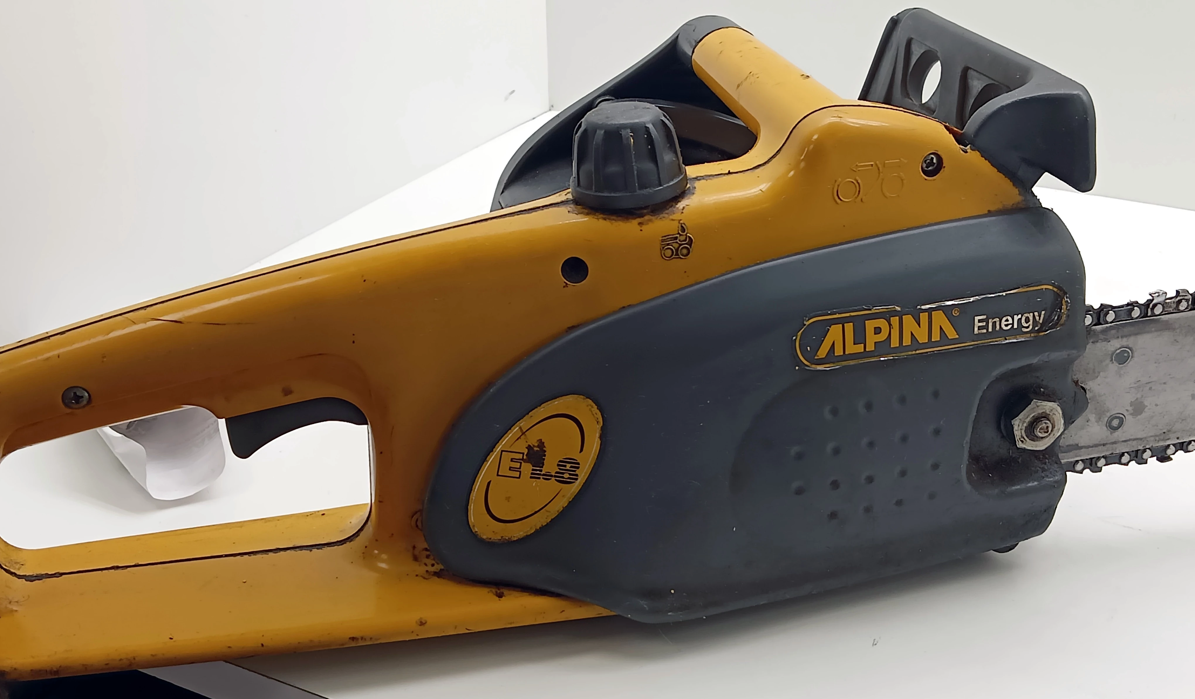 pilarka-elektryczna-alpina-e18-zolta-kod-producenta-ea-1800