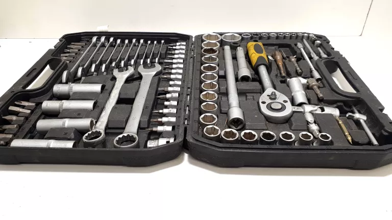 zestaw-kluczy-nasadowych-klucze-fachman-94-szt-ean-gtin-5901694464558