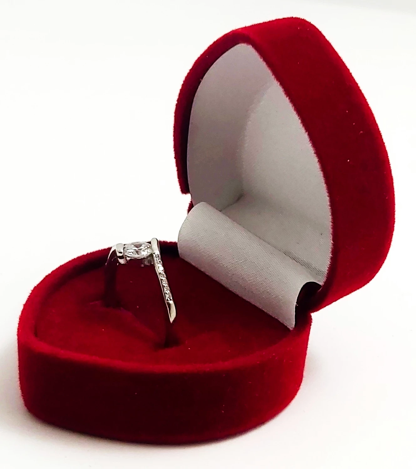 delikatny-srebrny-pierscionekp92518gr14-ean-gtin-5060211098666