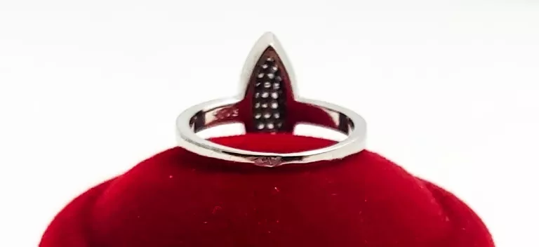 srebrny-podluzny-pierscionekp92531gr11-rodzaj-2205-2