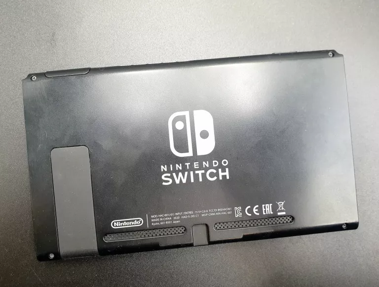 KONSOLA NINTENDO SWITCH HAC-001(-01) 32GB ZESTAW