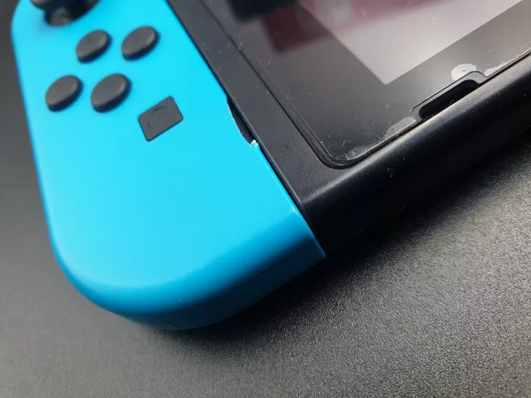KONSOLA NINTENDO SWITCH HAC-001(-01) 32GB ZESTAW