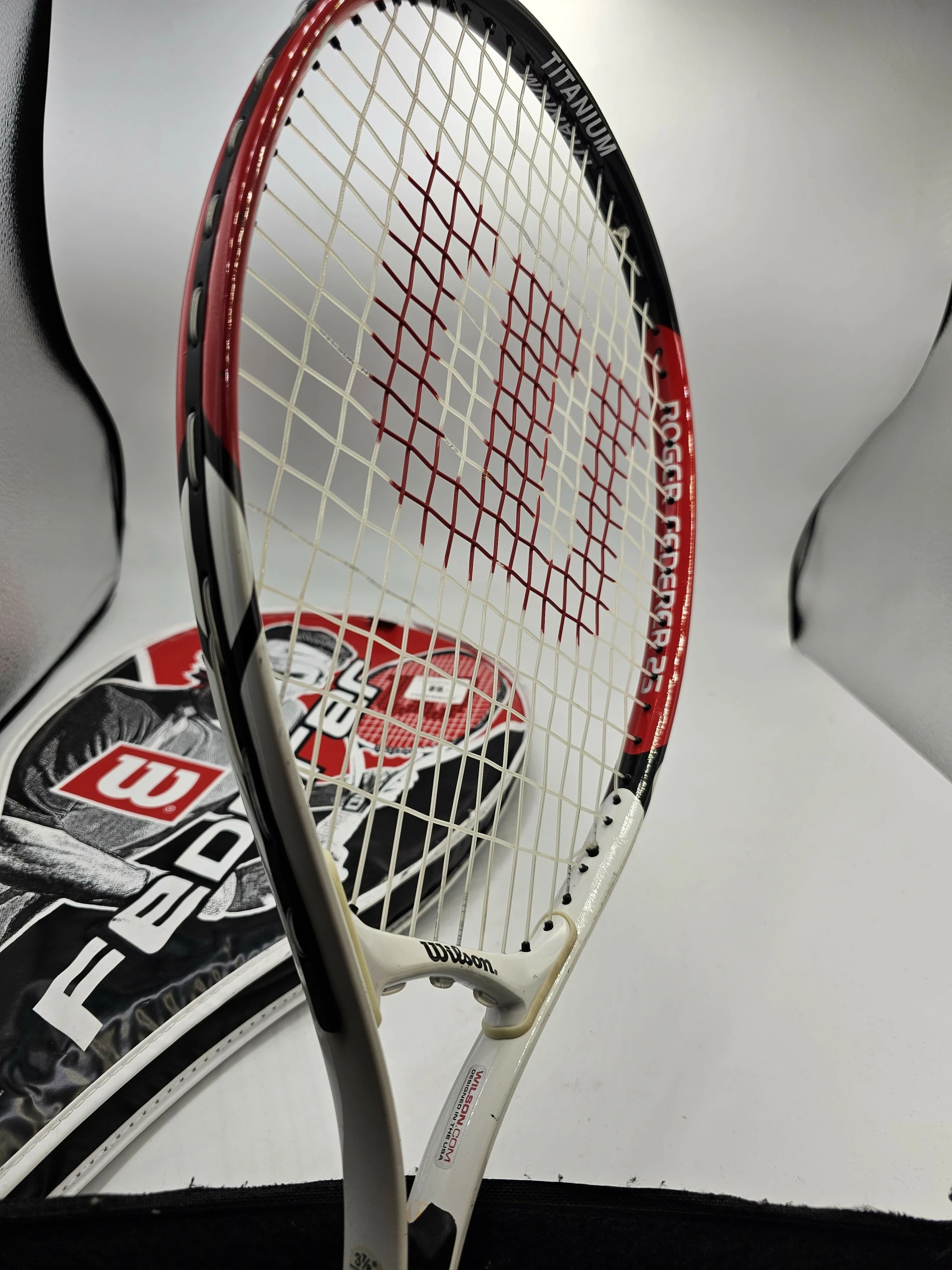 rakieta-wilson-roger-federer-l00-3-78-junior-material-grafit