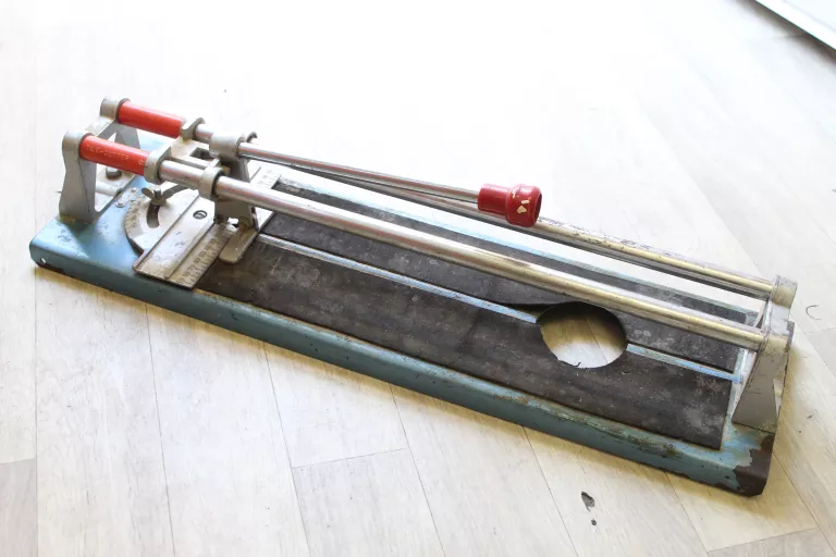 maszyna-do-ciecia-plytek-stan-uzywany