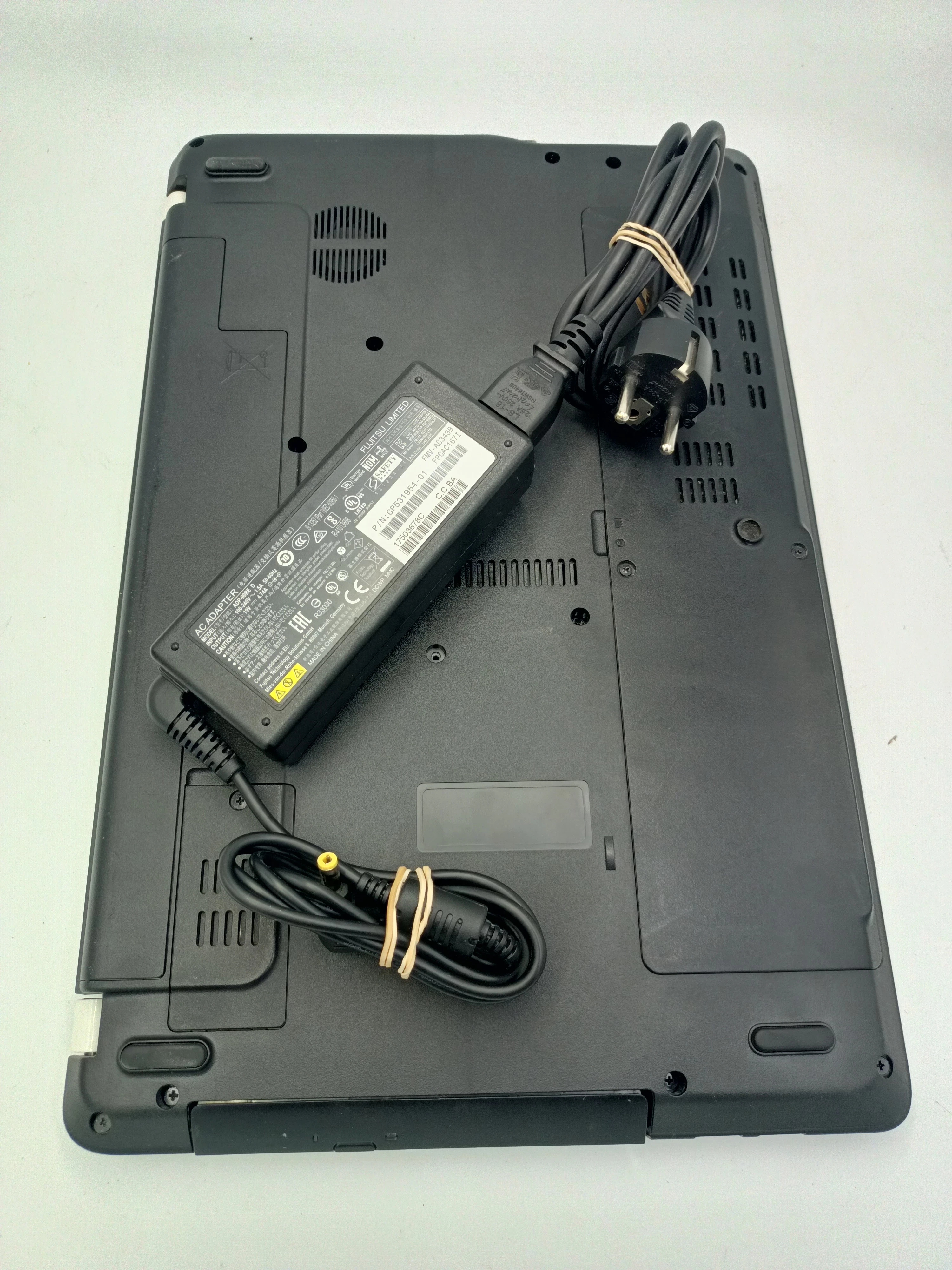 laptop-packard-bell-p8-4-gb500-gb-i7-czytaj-opis-wielkosc-pamieci-ram-4-gb