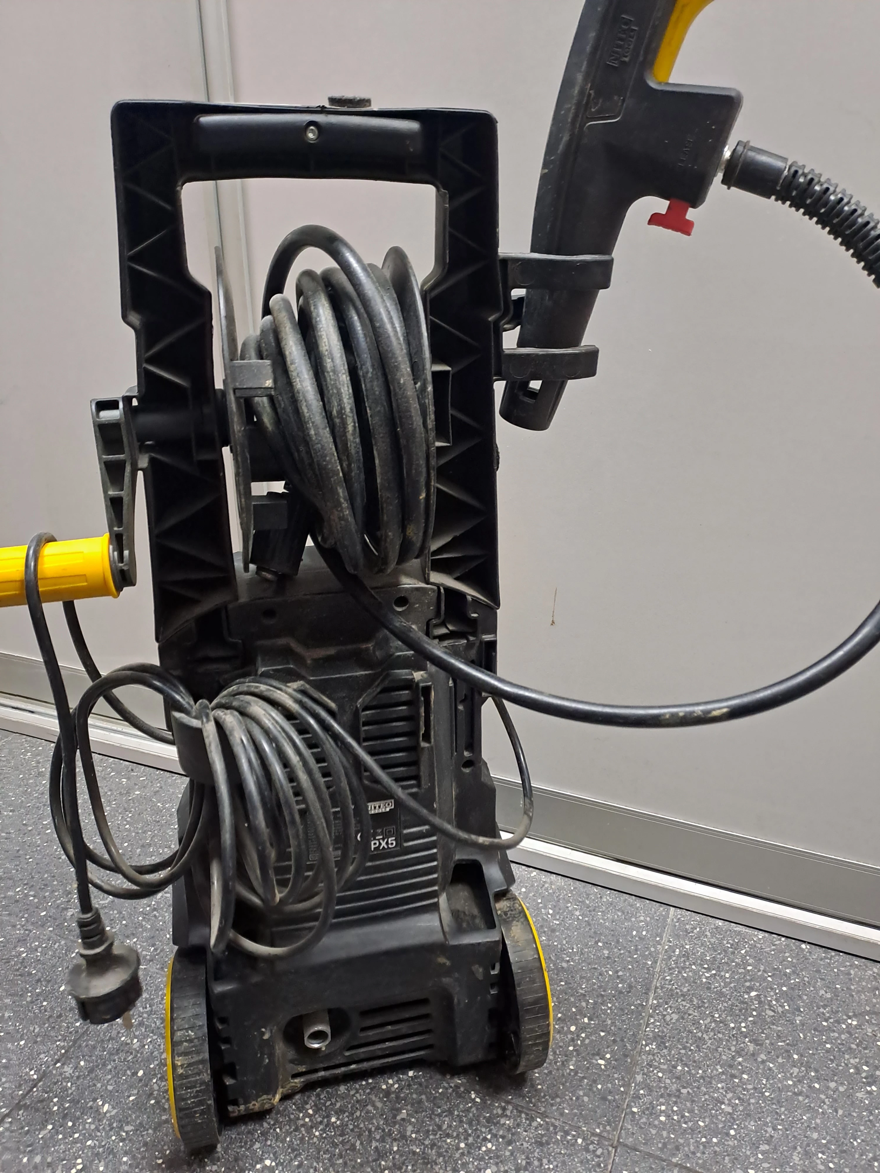 myjka-cisnieniowa-niteo-tools-150-bar-1900-w-stan-uzywany