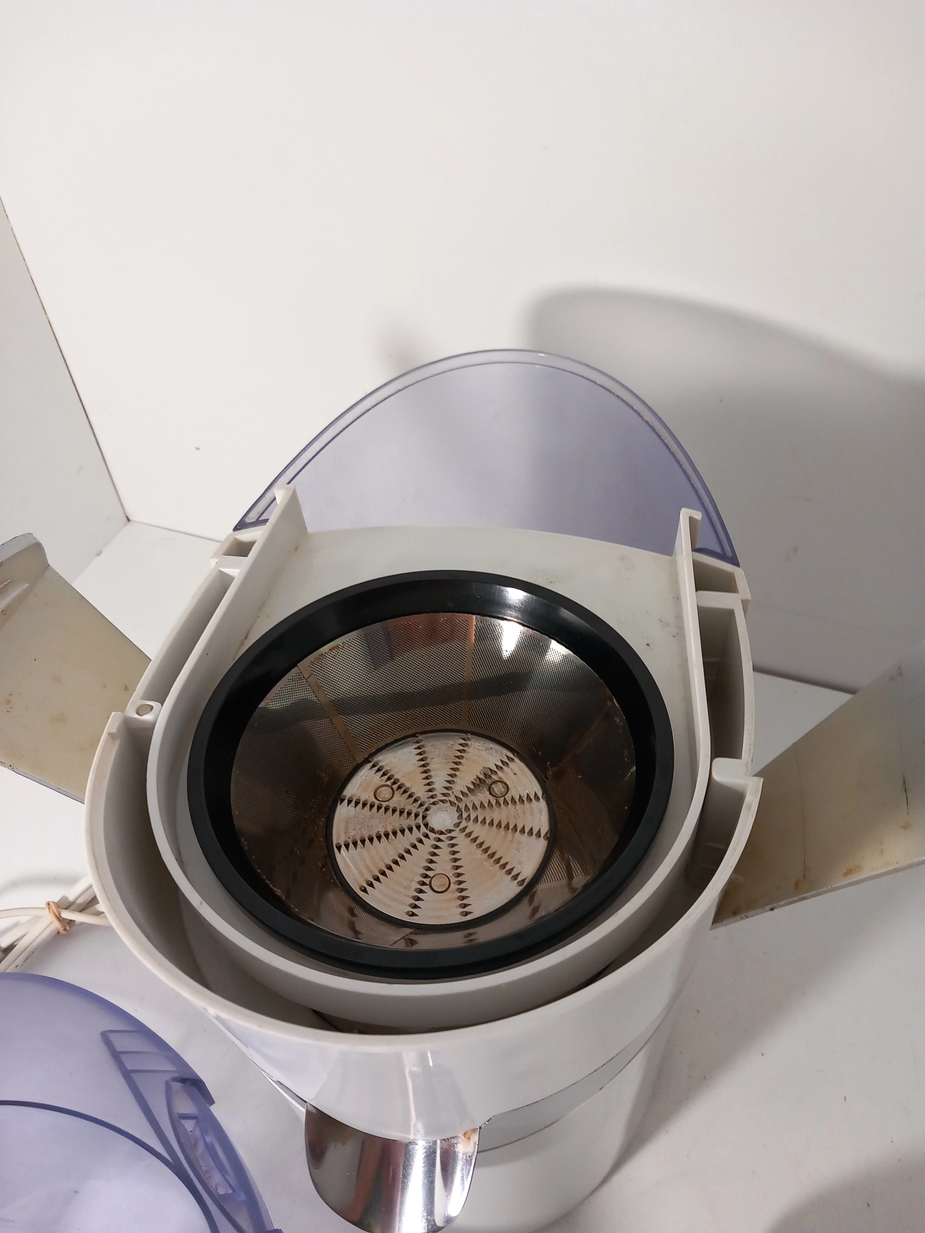 sokowirowka-mpm-gtm-8102-kolor-dominujacy-srebrnyszary