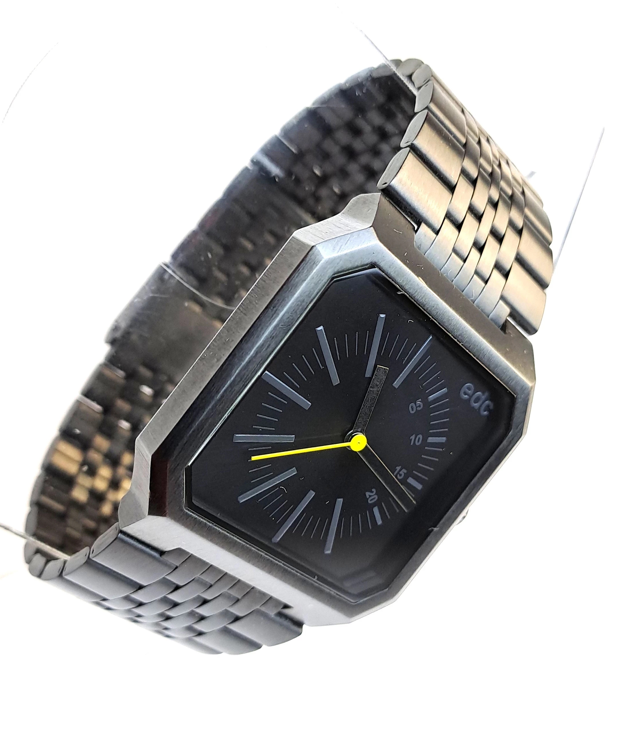 zegarek-meski-edc-300561-komplet-funkcje-wodoszczelny