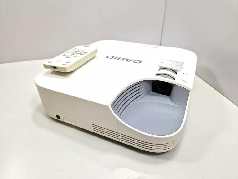 PROJEKTOR CASIO XJ-V2