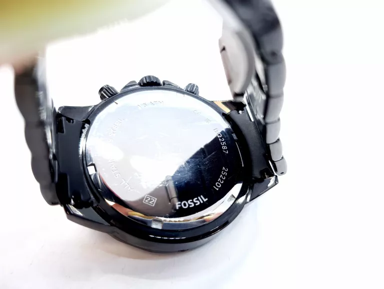 zegarek-meski-fossil-bq2587-czarny-ksztalt-koperty-okragla