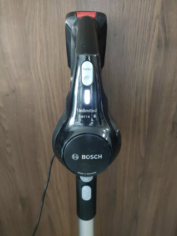 ODKURZACZ BOSCH SERIE 6 UNLIMITED BBS611BSC + ŁAD