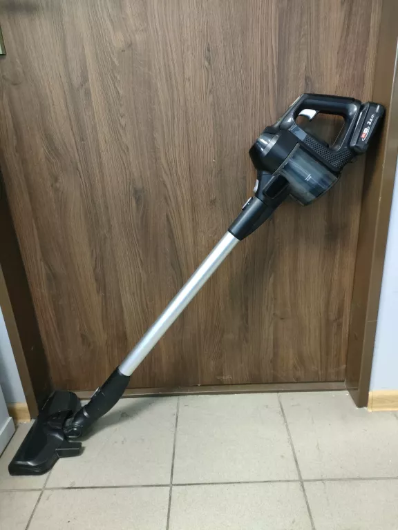 ODKURZACZ BOSCH SERIE 6 UNLIMITED BBS611BSC + ŁAD