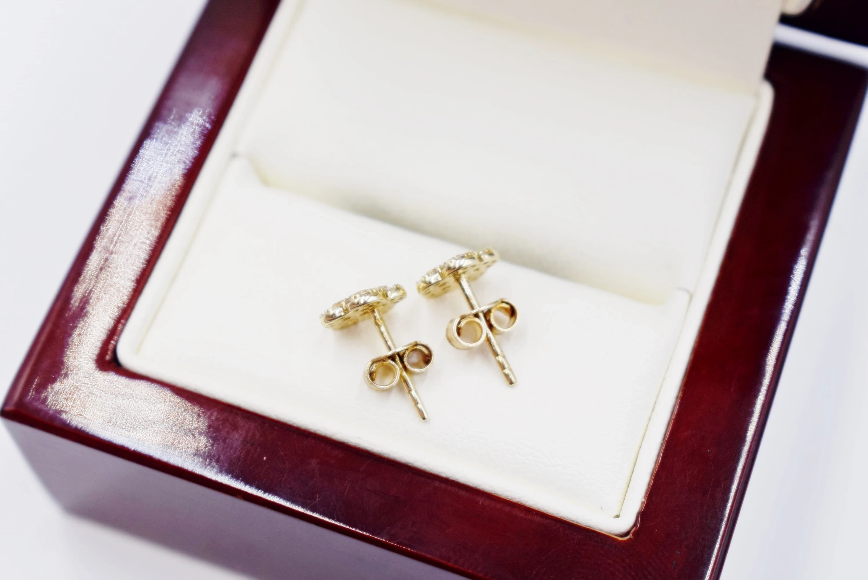 wyjatkowe-zlote-kolczyki-cyrkonie-333-12g-sztyft-kamien-17088-128