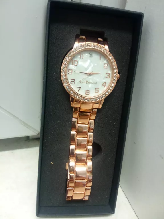zegarek-damski-marki-leo-bernard-typ-nareczny