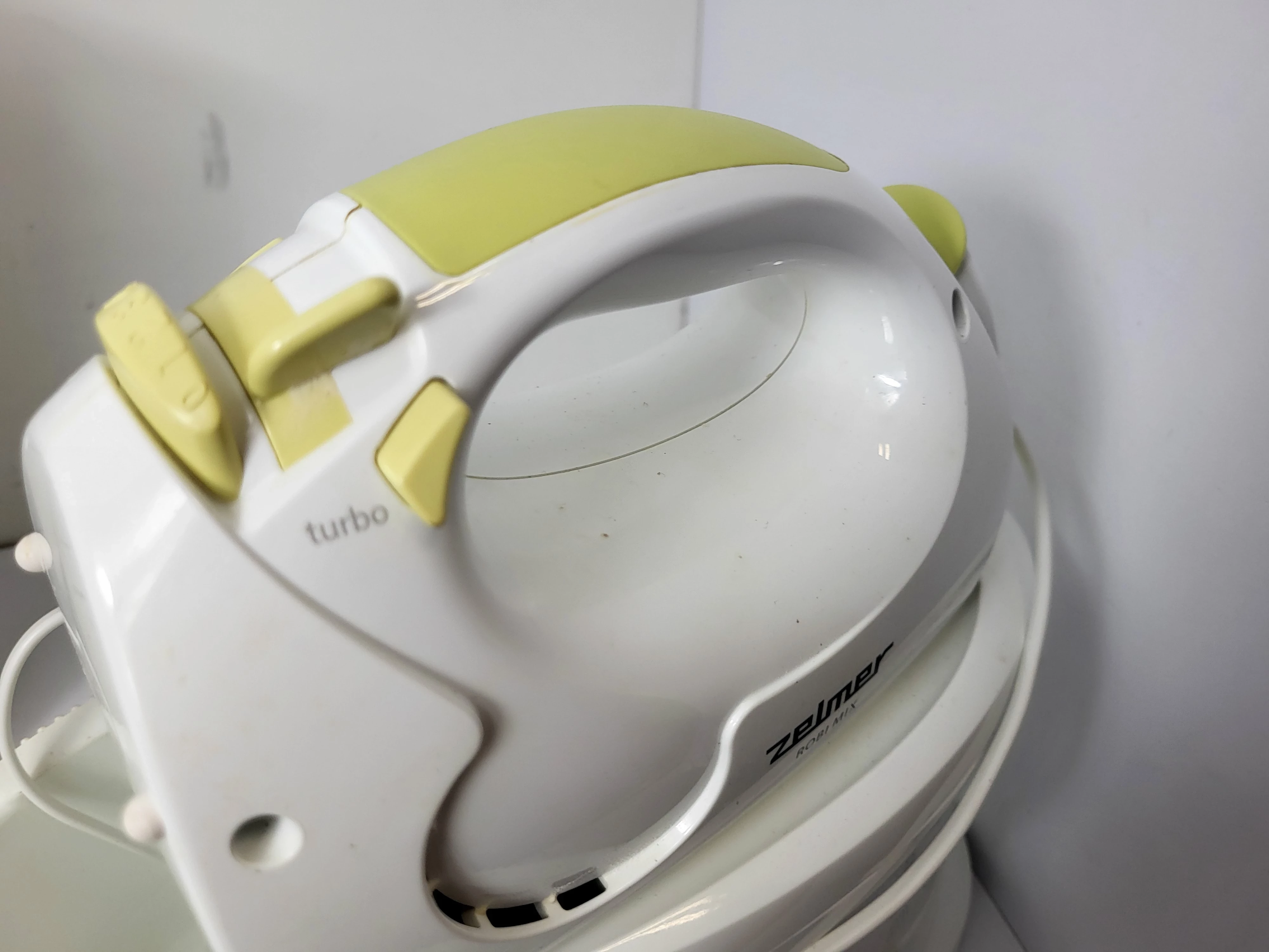 zelmer-hm0800381-mikser-z-misa-moc-1000