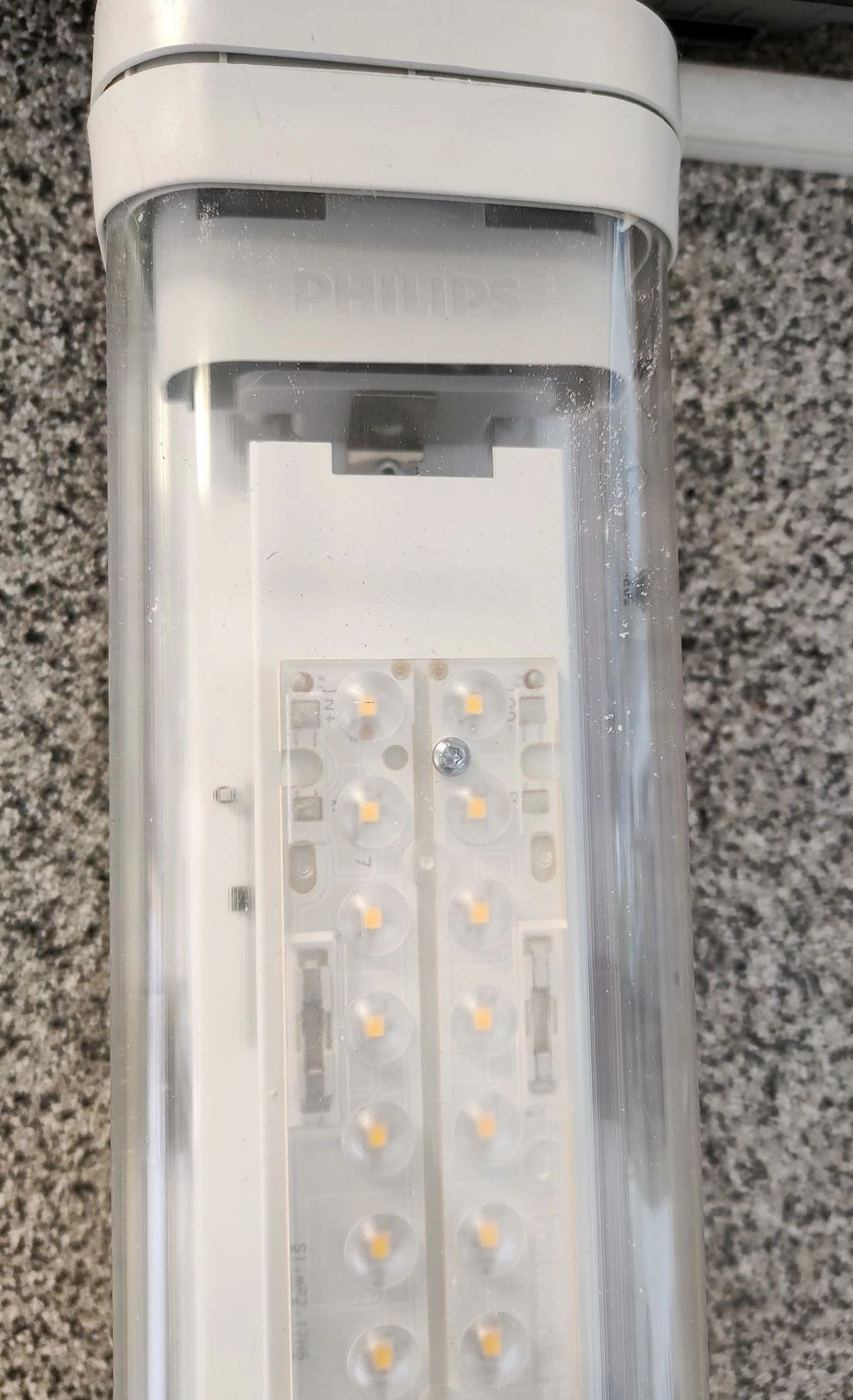 lampa-led-philips-wt471c-led64s840-psu-wb-l1600-rodzaj-gwintu-zintegrowane-zrodlo-led
