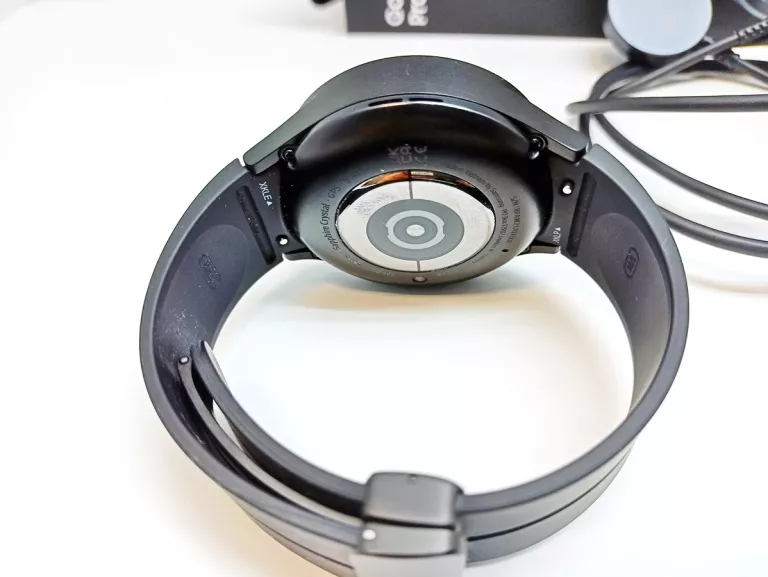 smartwatch-samsung-galaxy-watch-5-pro-sm-r920-transmisja-danych-5g