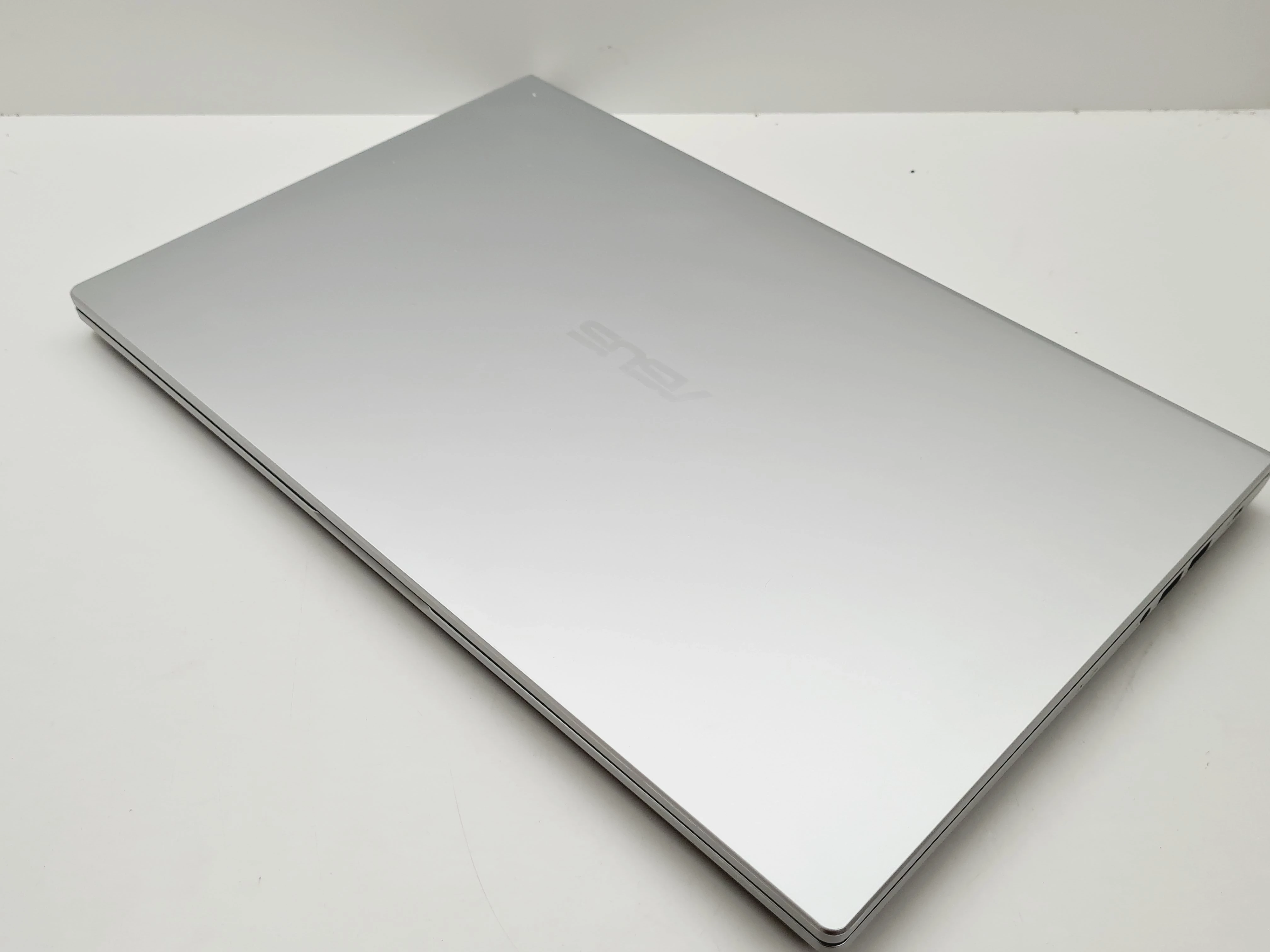 laptop-asus-x515-i3-1005g1-120ghz-8gb-win-11-hom-pojemnosc-dysku-512