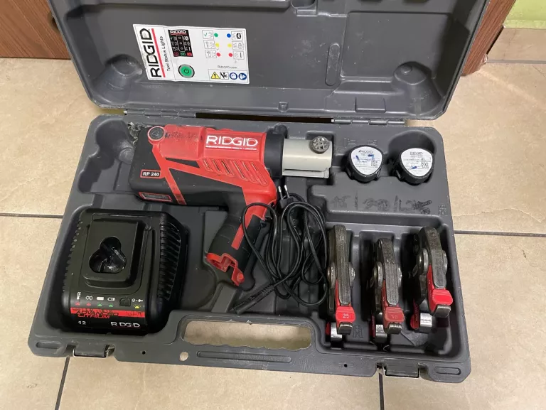 ZACISKARKA DO RUR PRASA RIDGID RP 240 KOMPLET