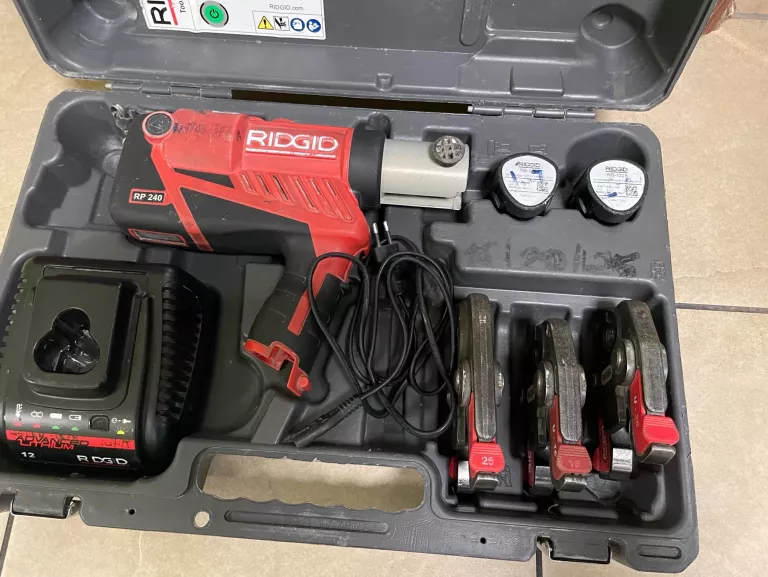 ZACISKARKA DO RUR PRASA RIDGID RP 240 KOMPLET