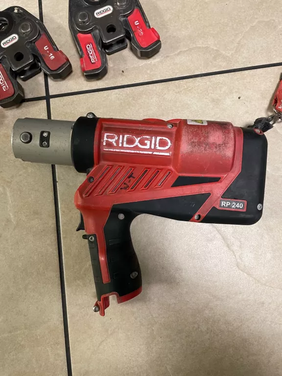 ZACISKARKA DO RUR PRASA RIDGID RP 240 KOMPLET