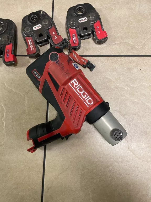 ZACISKARKA DO RUR PRASA RIDGID RP 240 KOMPLET
