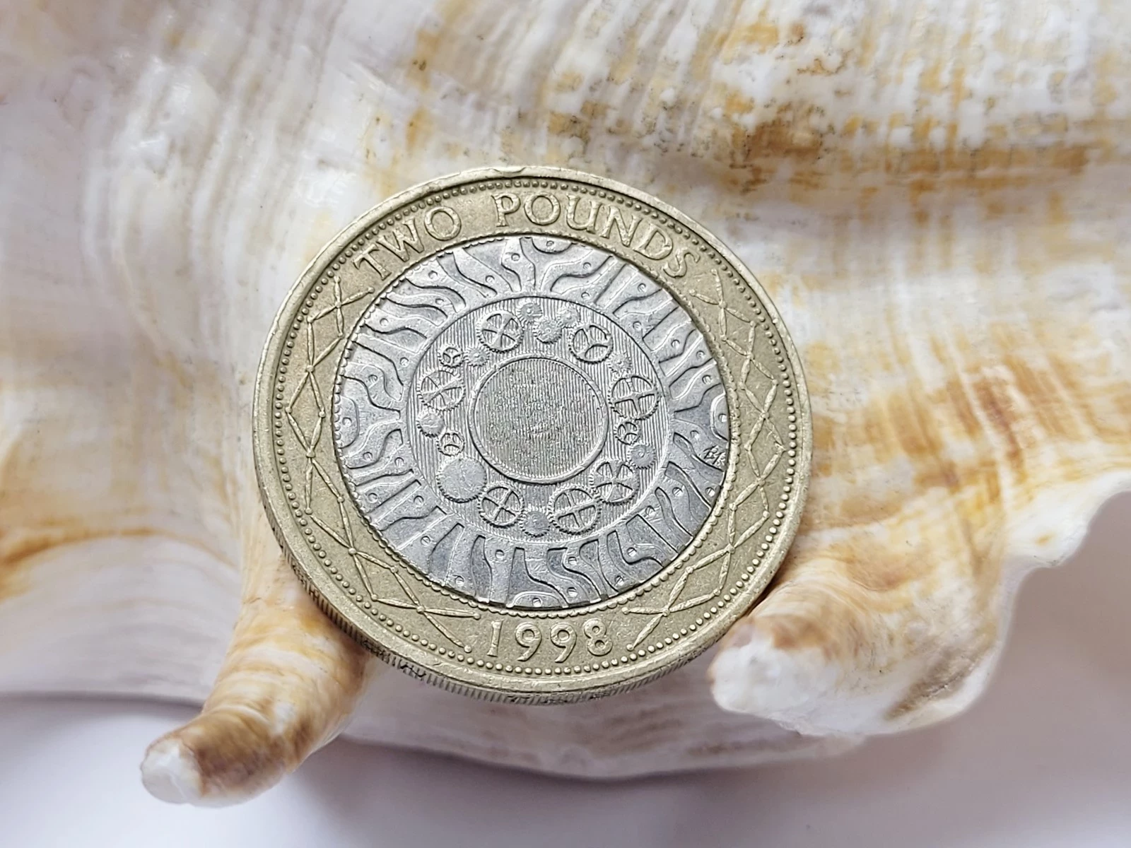 moneta-2-funty-z-1998-r-elzbieta-ii-wroclawska-6-opole-sj