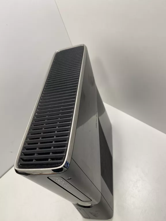 KONSOLA XBOX 360 SLIM 250GB