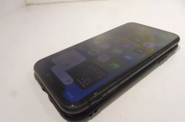 TELEFON IPHONE 11 64 GB KONDYCJA 85% ZBITY