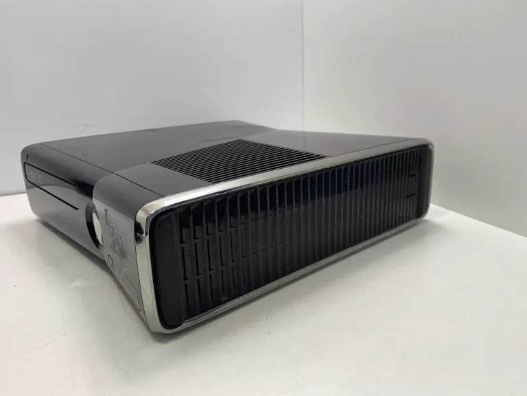 KONSOLA XBOX 360 SLIM 250GB