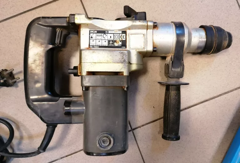 mlotowiertarka-kinzo-25c20-walizka-typ-uchwytu-sds-plus