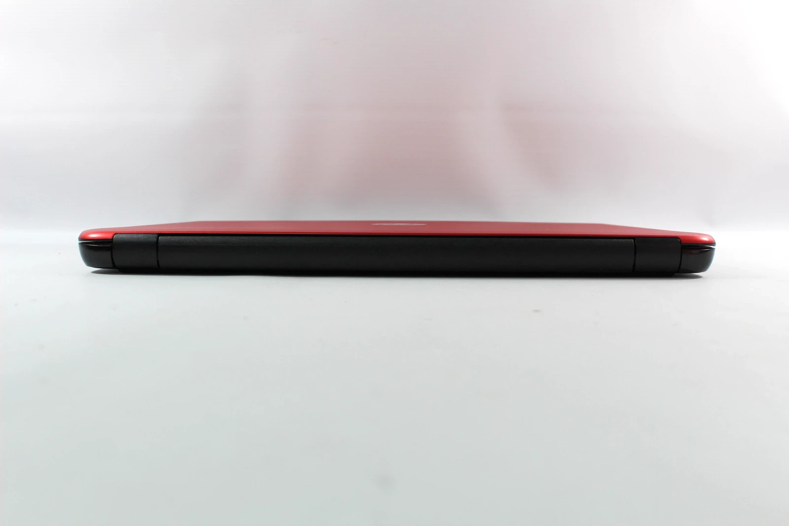 laptop-hp-czerwony-torba-czerwona-seria-procesora-intel-core-i3