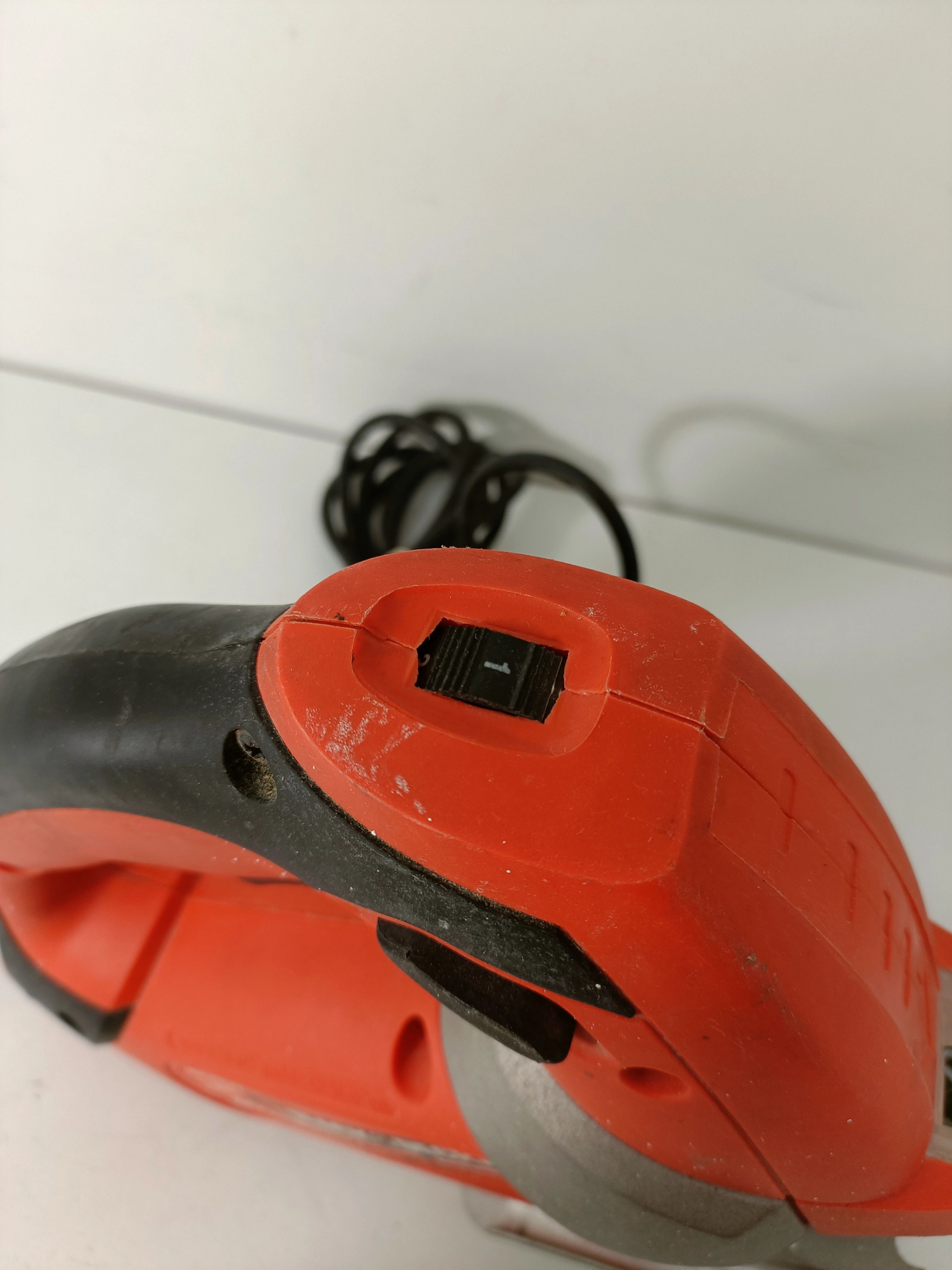 wyrzynarka-blackdecker-ks999e-rodzaj-silnika-brak-informacji