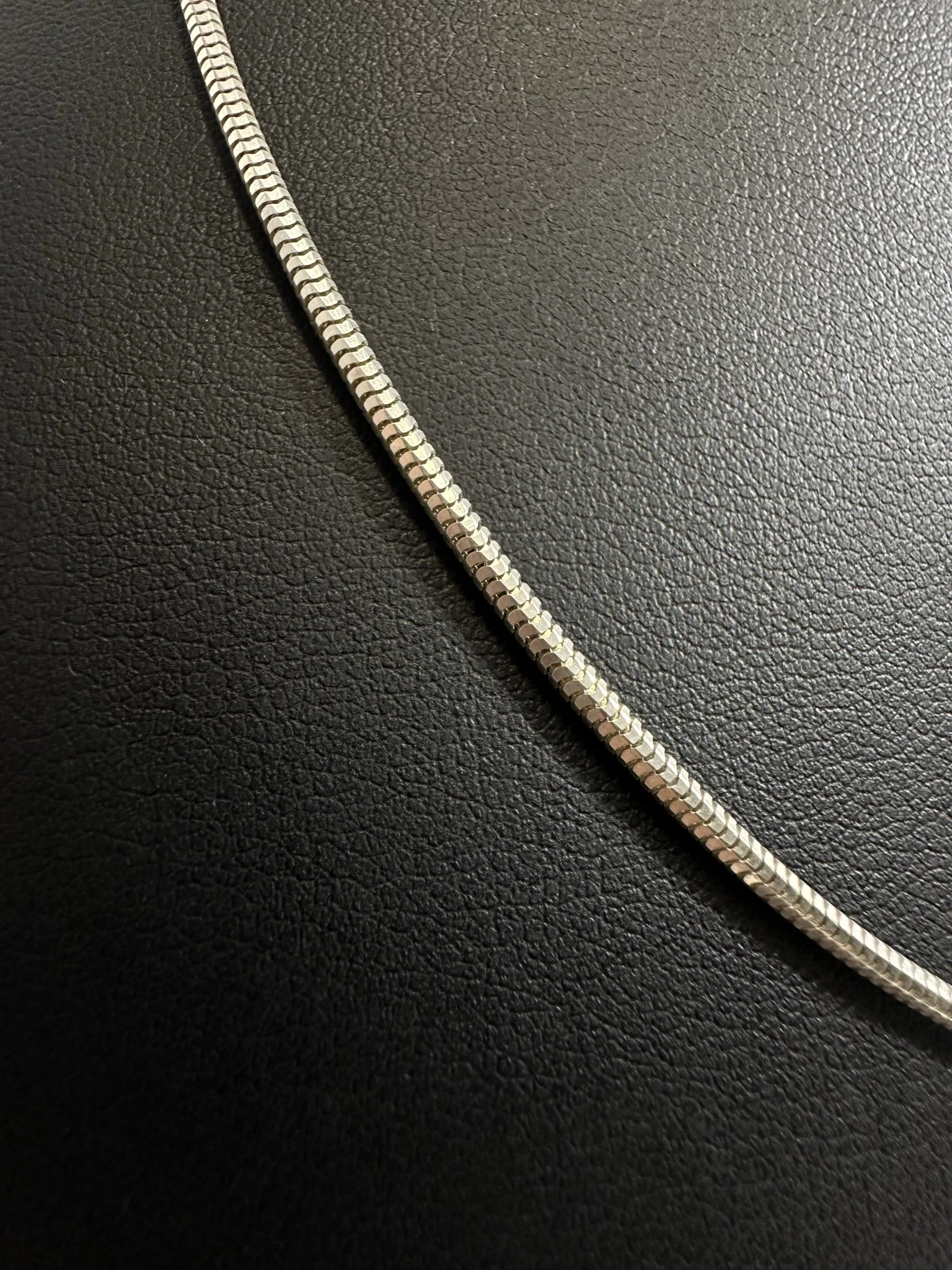 srebrny-lancuszek-splot-zmijka-27g-pr-925-klasyk-okazja-dlugosc-calkowita-41