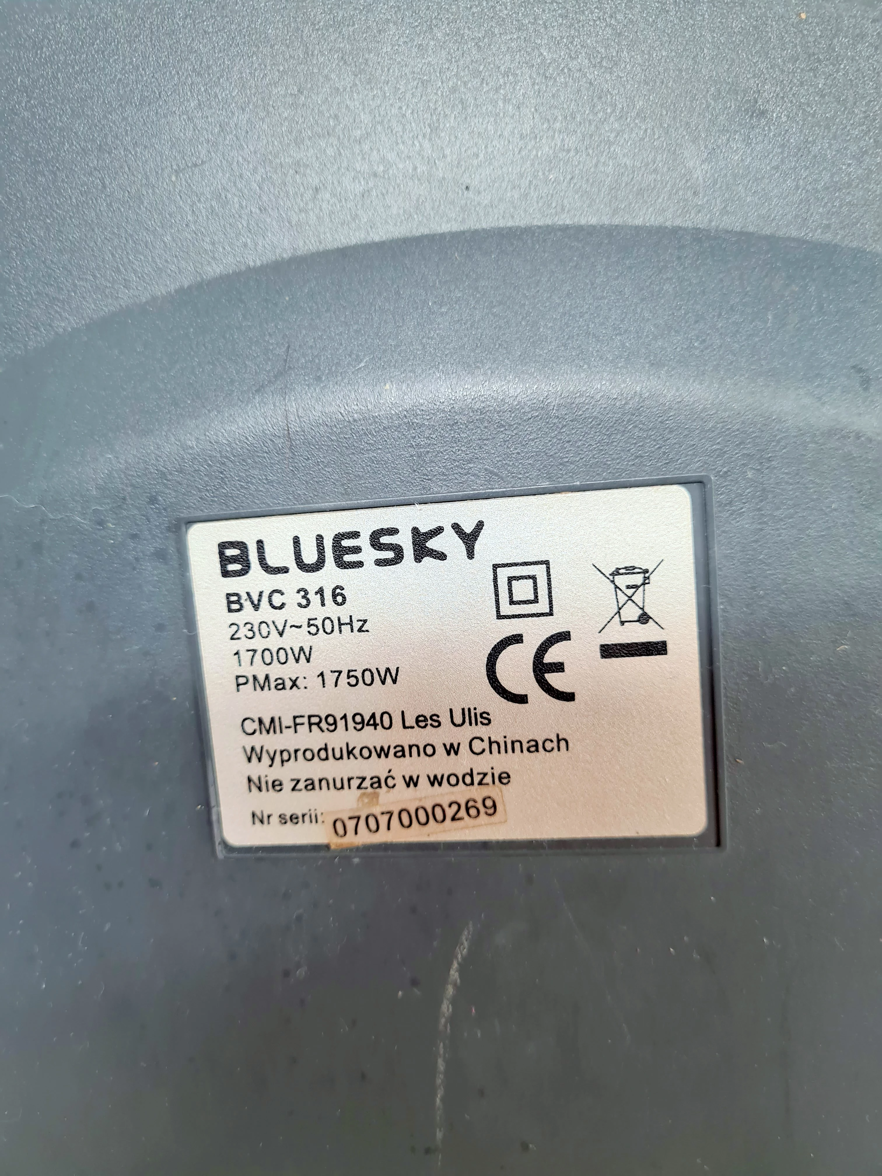 odkurzacz-bezworkowy-bluesky-cyclopower-1750-w-stan-uzywany