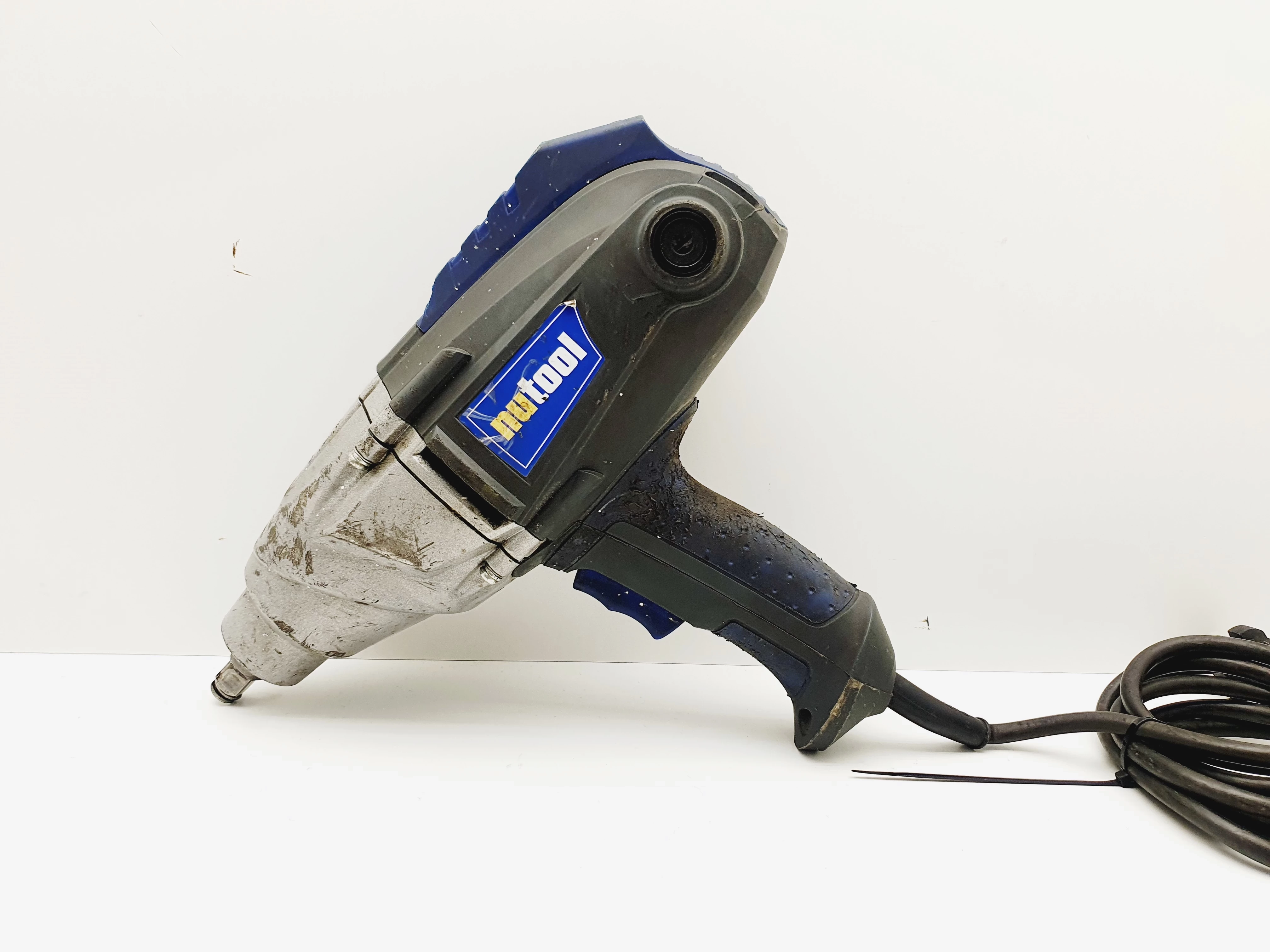 klucz-udarowy-zakretarka-nutool-npw1051-1050w-strzegomska-200-wroclaw