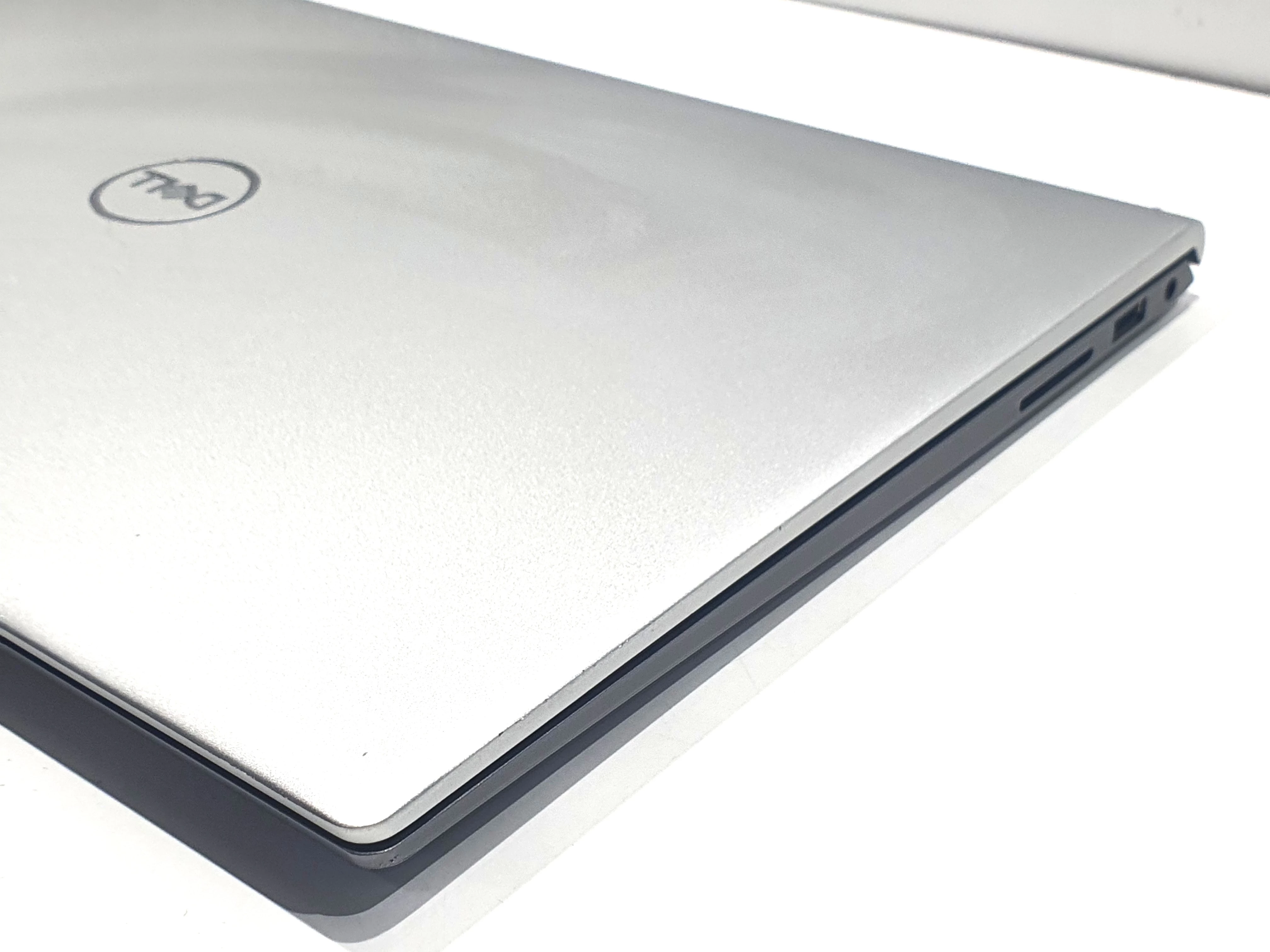 laptop-dell-inspiron-p106f-seria-procesora-amd-ryzen-5