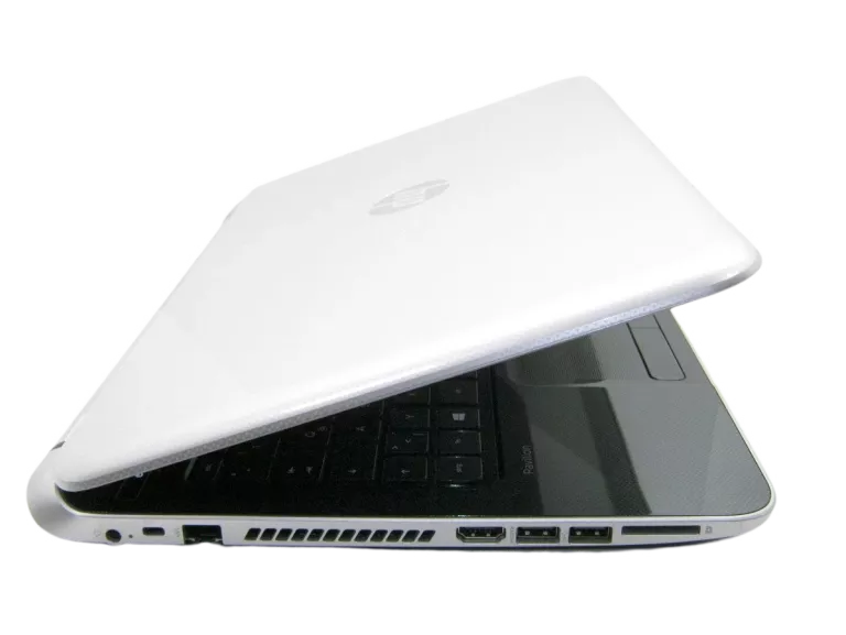 HP PAVILION I7-4500 8GB RAM 750GB HDD GEFORCE 840M