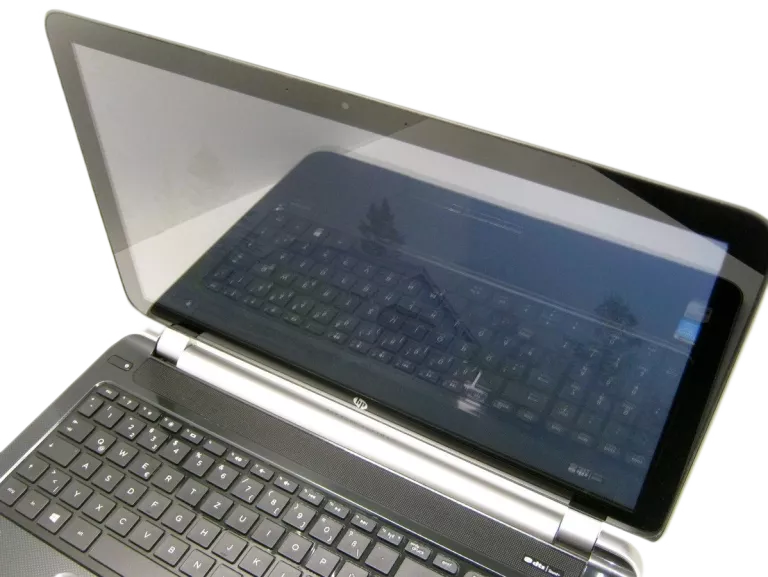 HP PAVILION I7-4500 8GB RAM 750GB HDD GEFORCE 840M