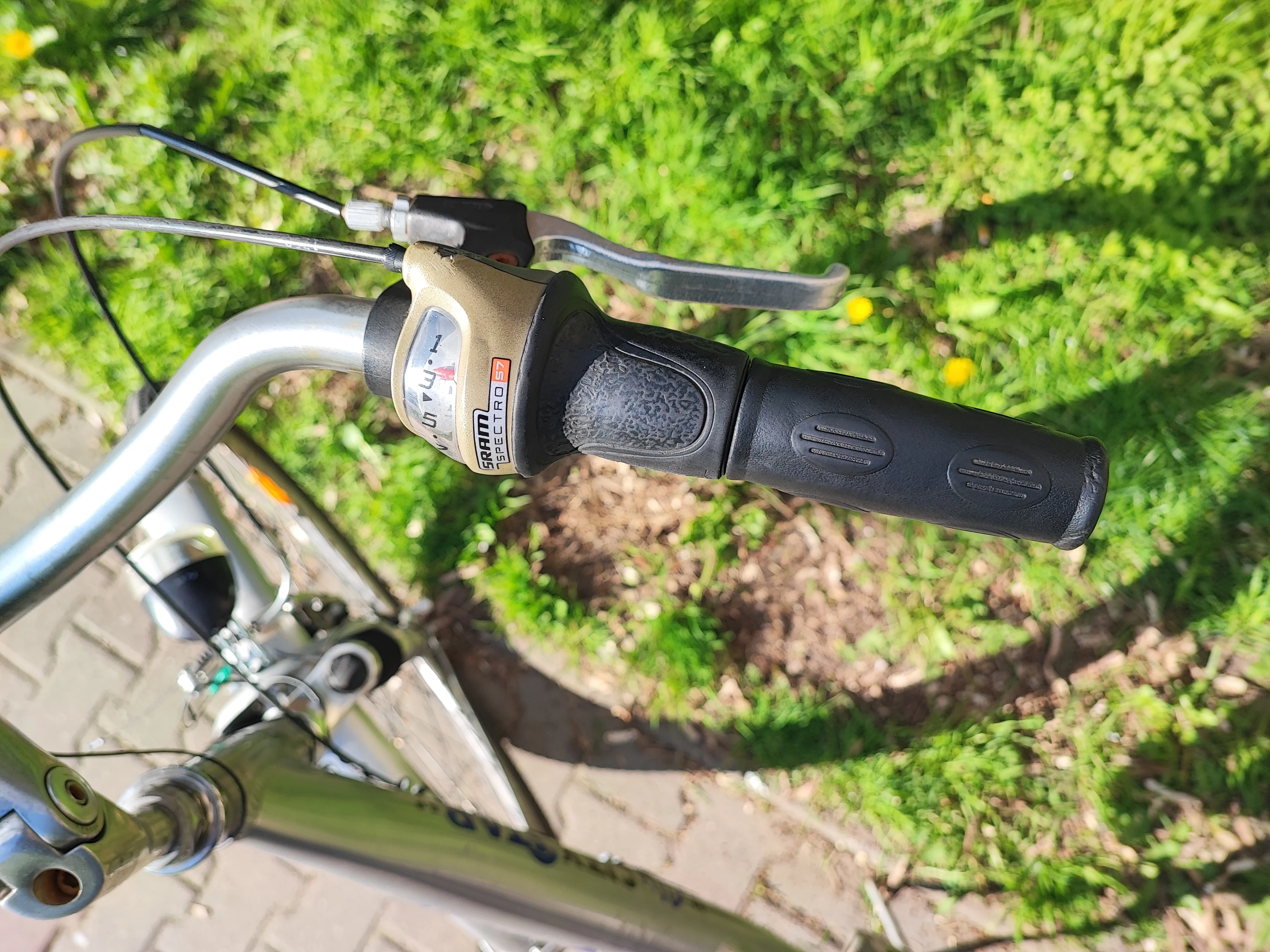 rower-damka-srebrny-alu-city-star-28-cali-rozmiar-kola-28