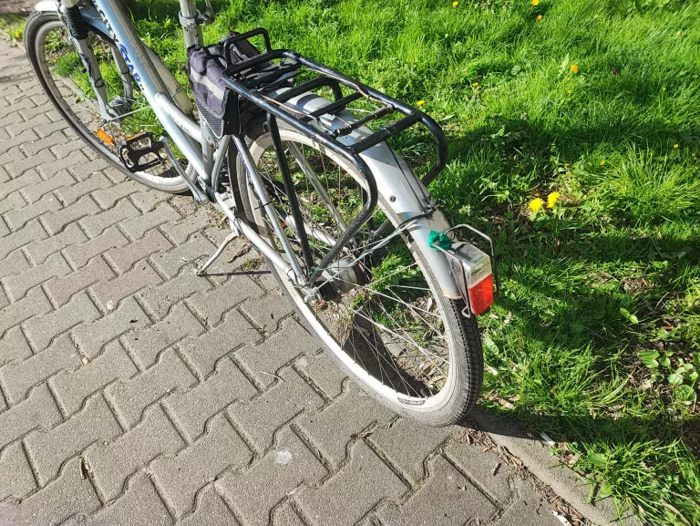 rower-damka-srebrny-alu-city-star-28-cali-marka-inna