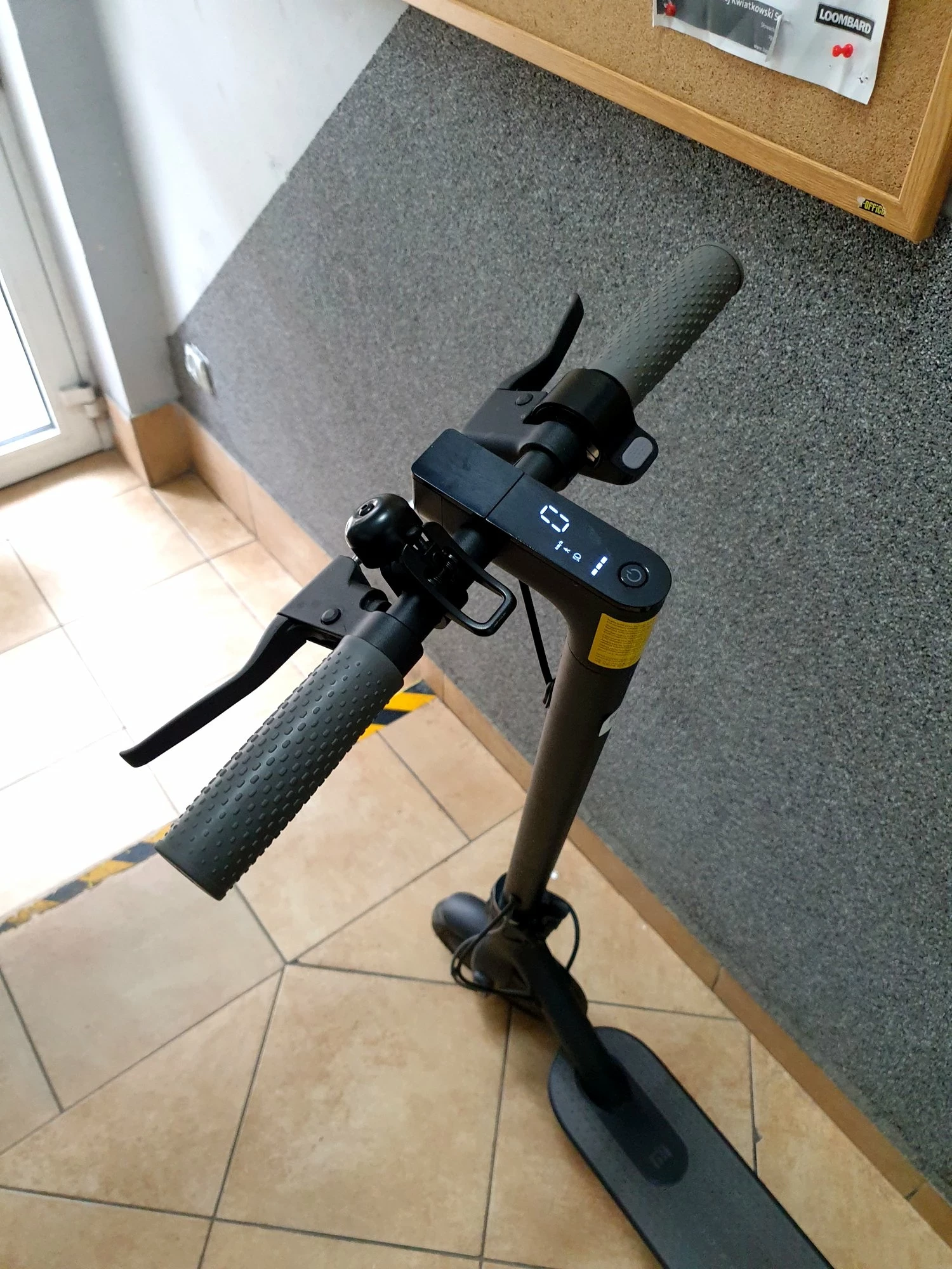 hulajnoga-xiaomi-mi-1-s-moc-silnika-250