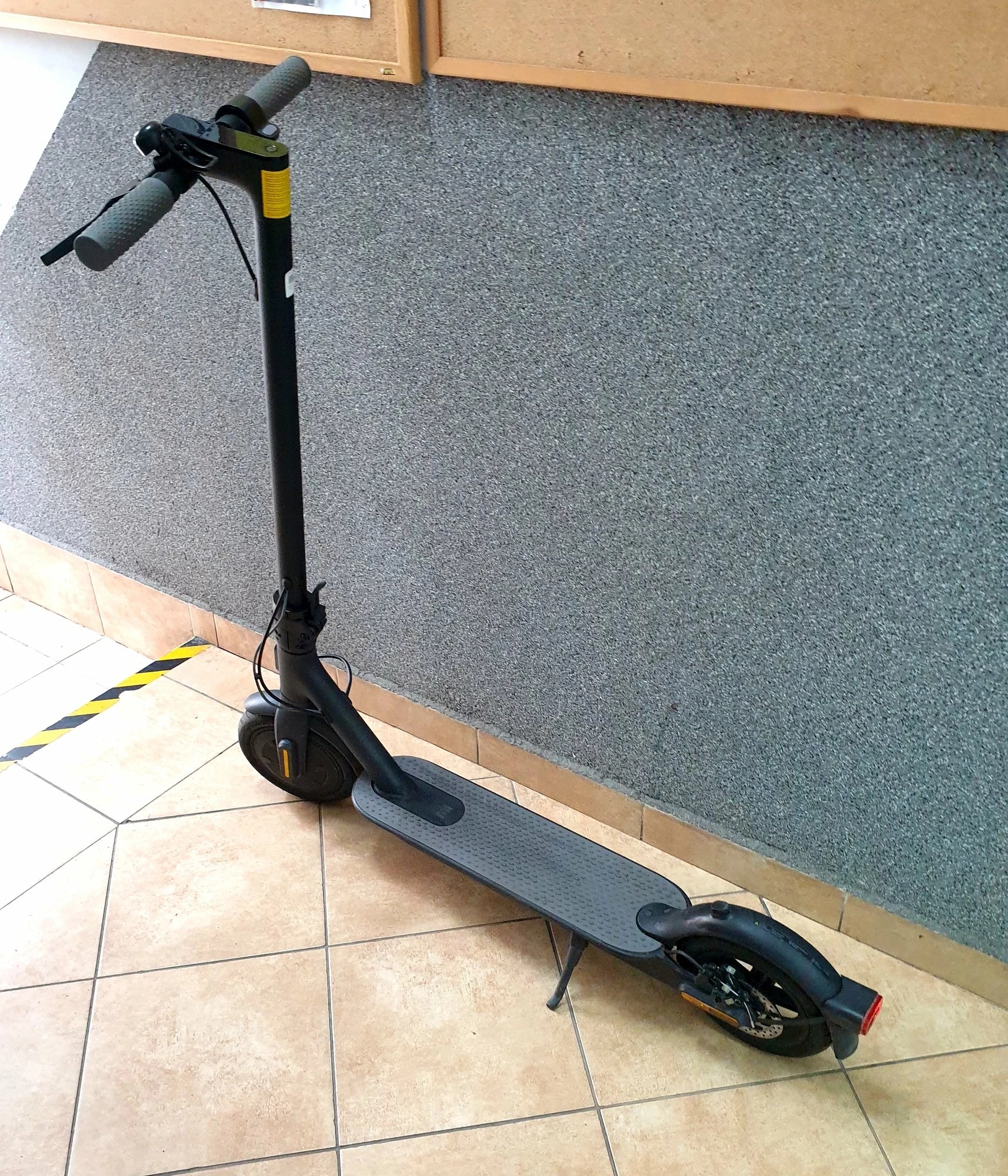 hulajnoga-xiaomi-mi-1-s-marka-xiaomi