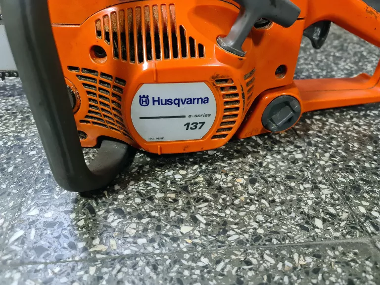 PILA SPALINOWA HUSQVARNA 137, STAN BDB ROK 2007