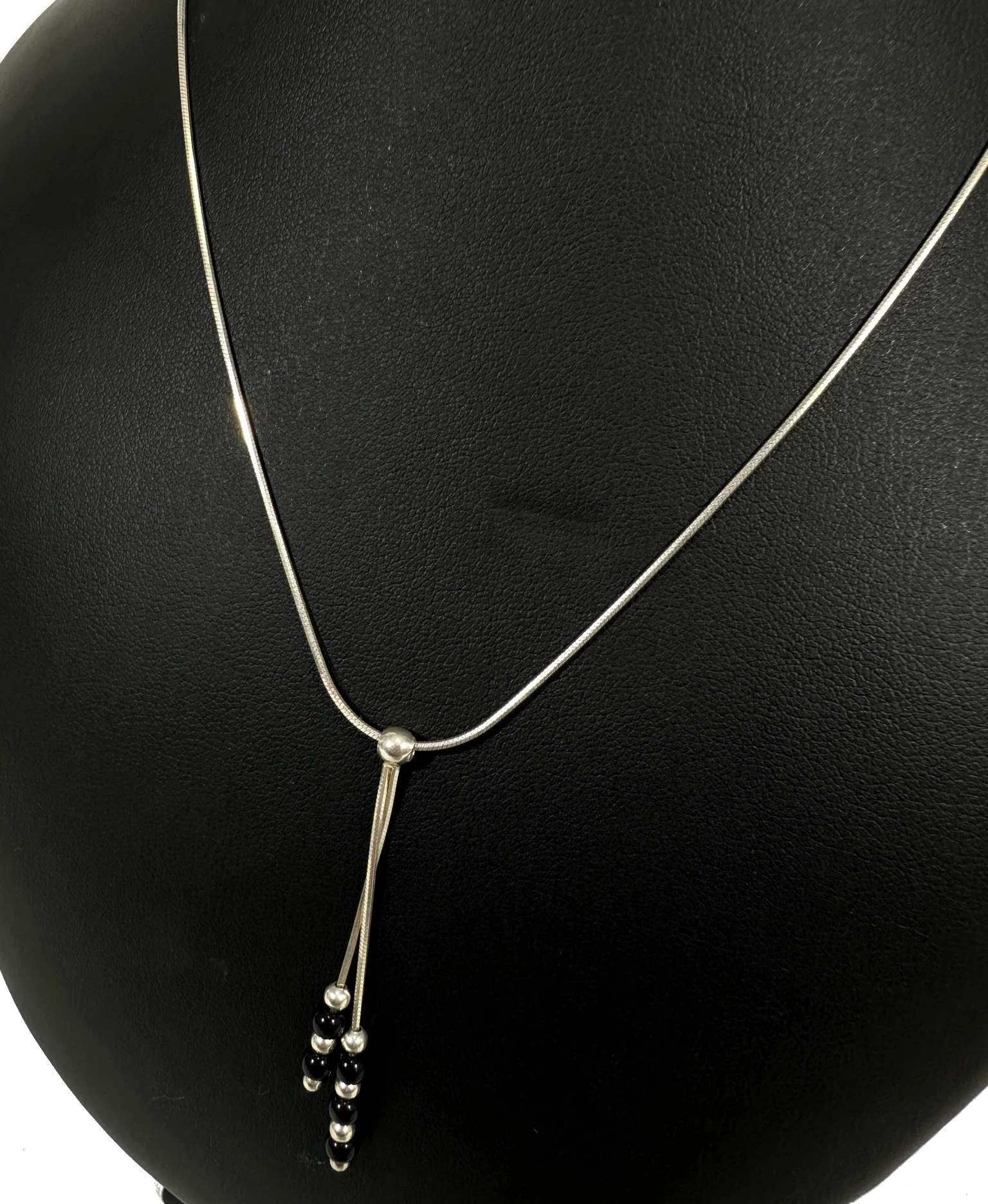 lancuszek-zmijka-z-czarnymi-kuleczkami-46g-pr925-material-15835-4