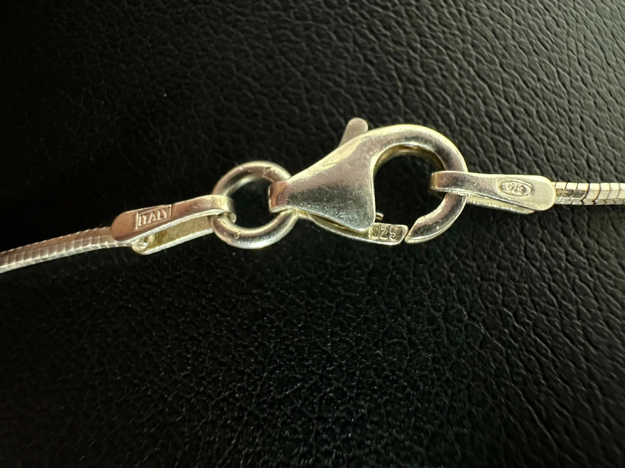 lancuszek-zmijka-z-czarnymi-kuleczkami-46g-pr925-splot-2208-4