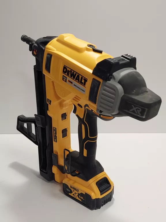 GWOŹDZIARKA DEWALT DCN890